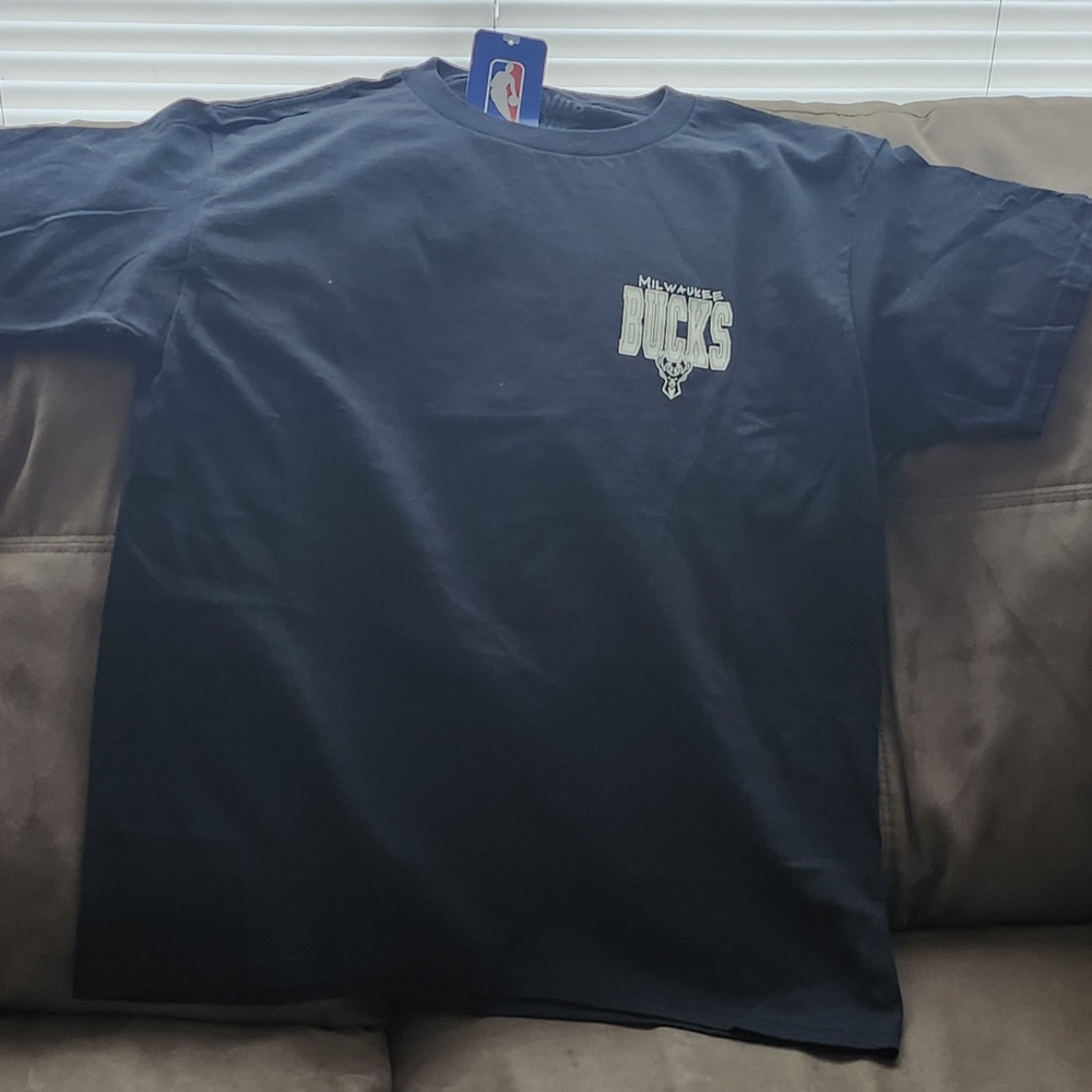 Blue 84 Milwaukee Bucks Navy T-Shirt